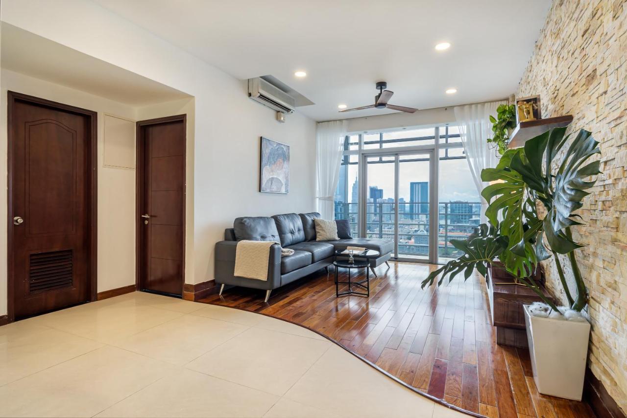 Spacious For Group And Family - Sailing Tower Ho Chi Minh City