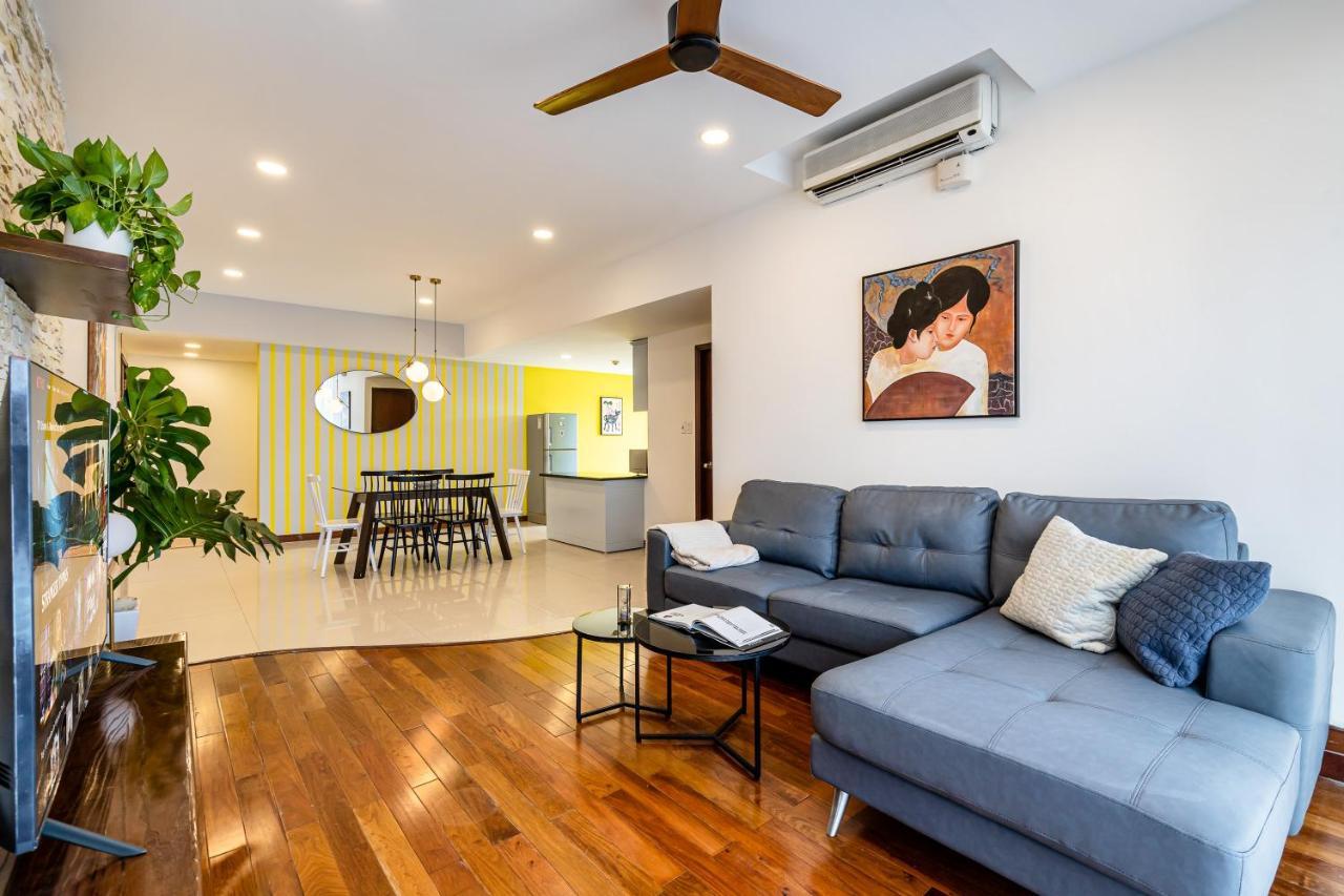 Spacious For Group And Family - Sailing Tower Apartment *